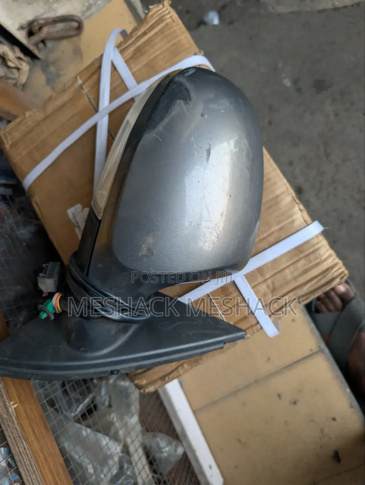 Volkswagen Passat 5,6 Side Mirror