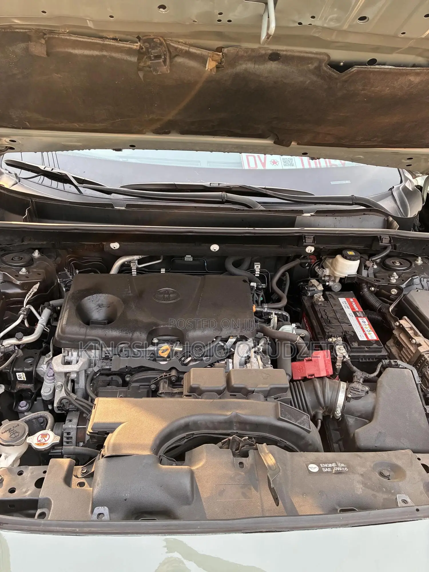 Toyota RAV4 XLE 2021 Gray