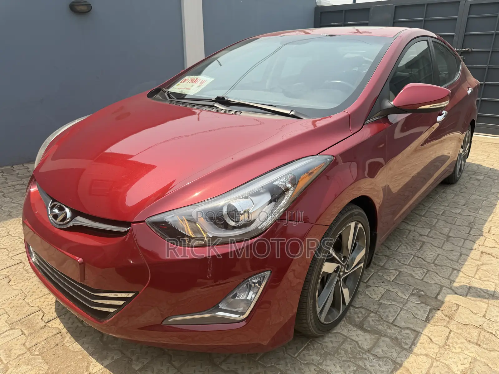 Hyundai Elantra Limited Sedan FWD (1.8L 4cyl 6A) 2016 Red