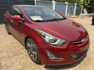Hyundai Elantra Limited Sedan FWD (1.8L 4cyl 6A) 2016 Red