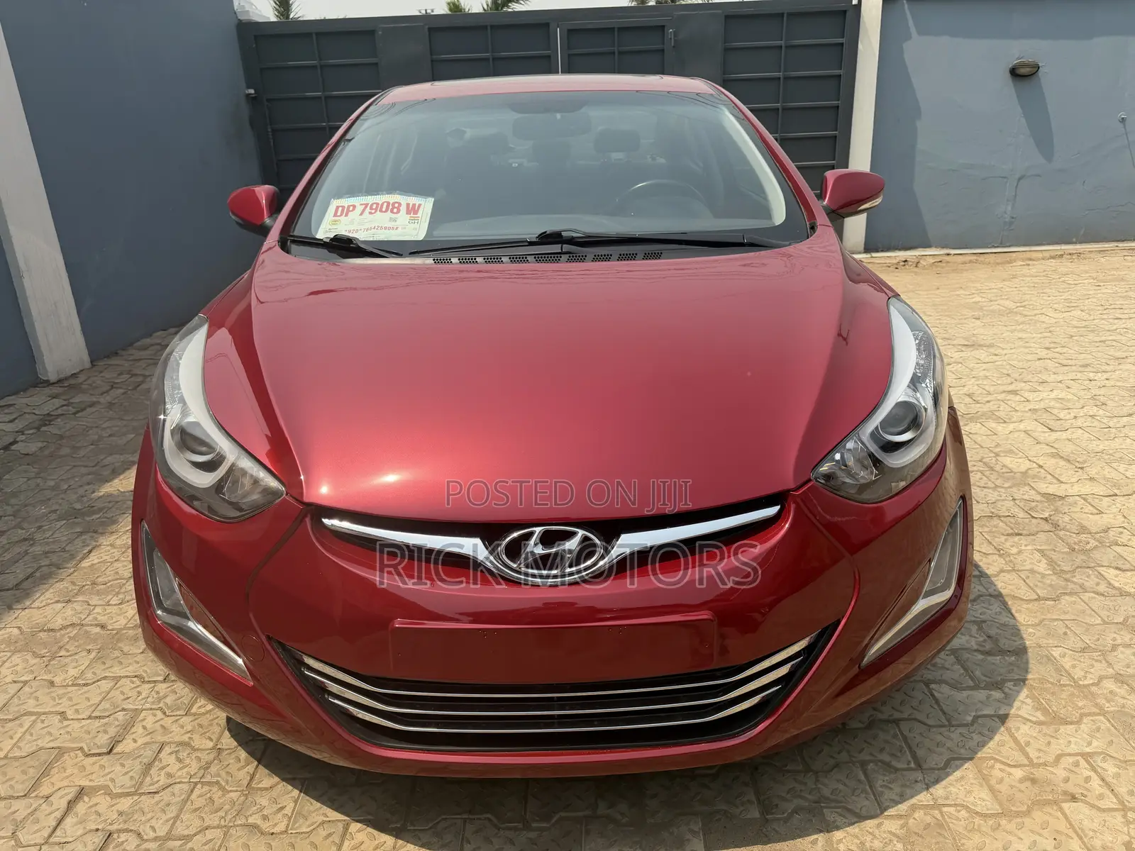 Hyundai Elantra Limited Sedan FWD (1.8L 4cyl 6A) 2016 Red
