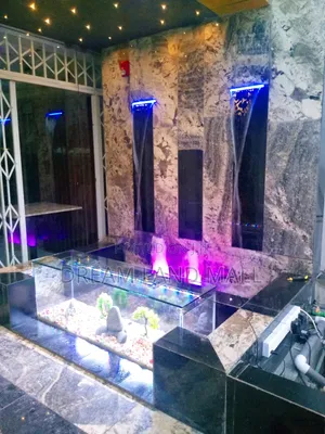 Classic Wall Fountain Aquarium
