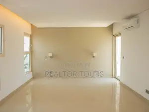 4bdrm Townhouse / Terrace in Cantonments for rent