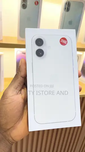 New Apple iPhone 16 256 GB Silver