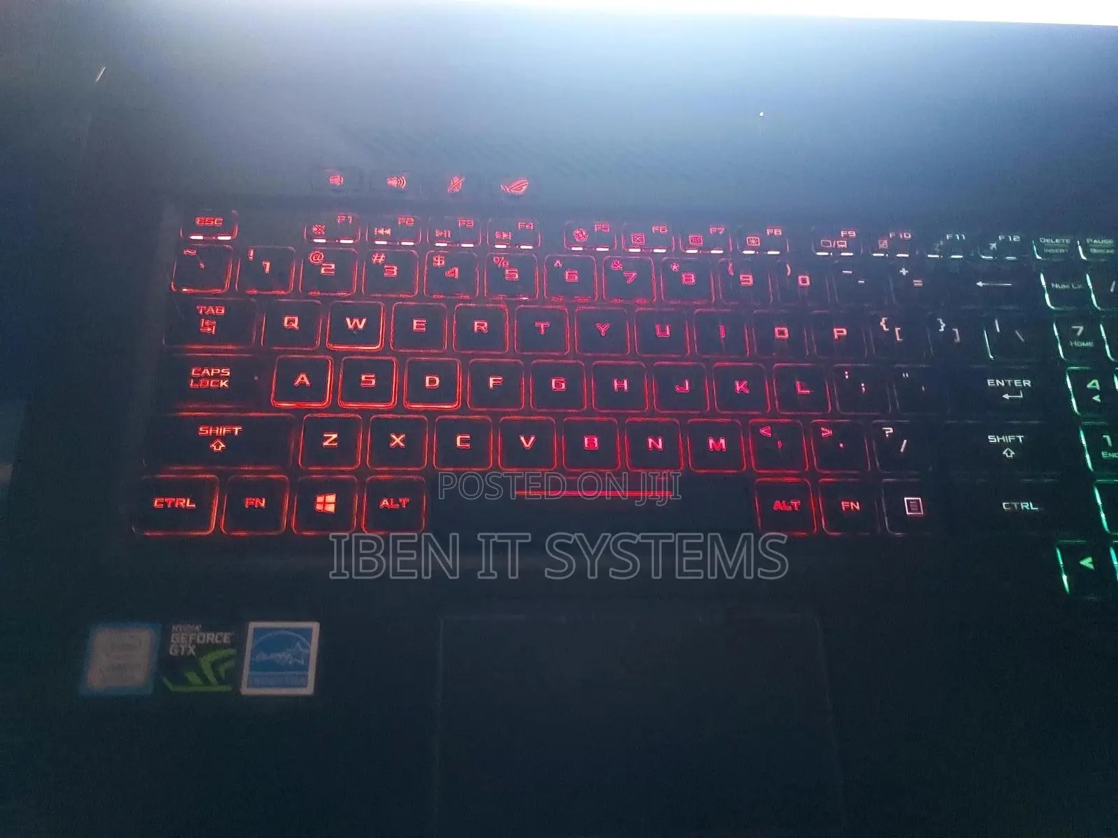 Laptop Asus ROG Strix G17 16GB Intel Core i7 SSD 1T