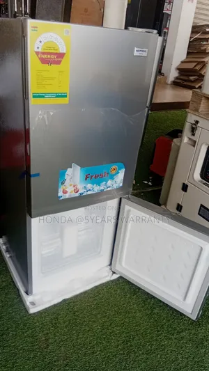 Westpool 117 Liters Refrigerator With Freezer