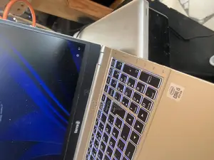Laptop 4GB Intel Core I5 HDD+SSD 1T
