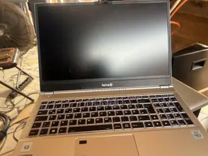 Laptop 4GB Intel Core I5 HDD+SSD 1T