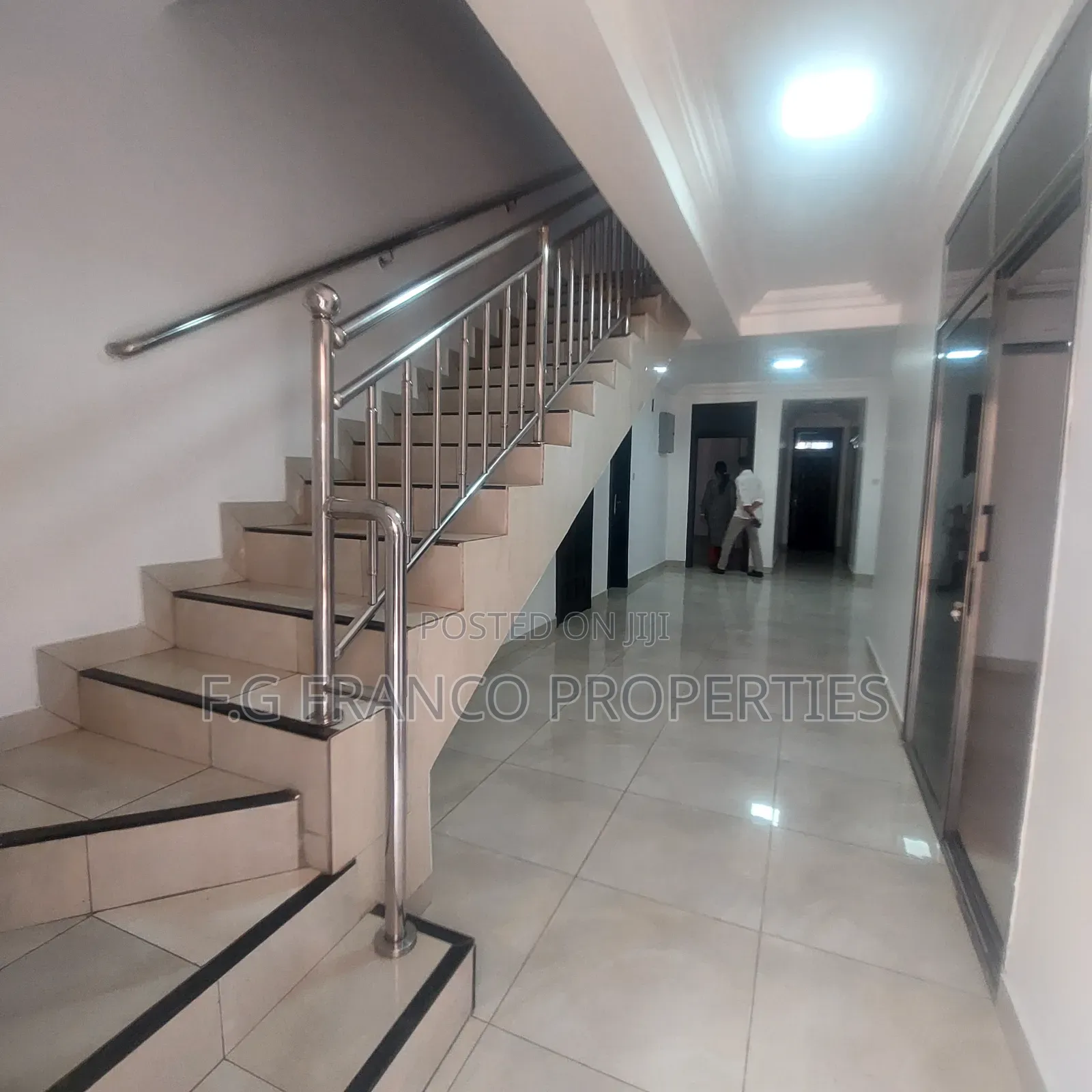 4bdrm House in Kg Franco Properties, Airport Residential Area for rent