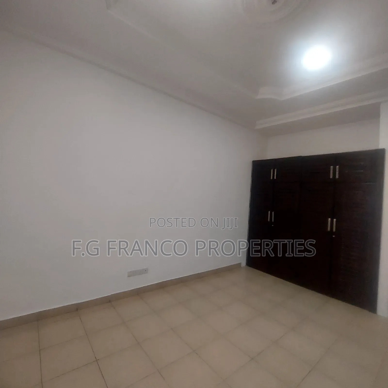 4bdrm House in Kg Franco Properties, Airport Residential Area for rent