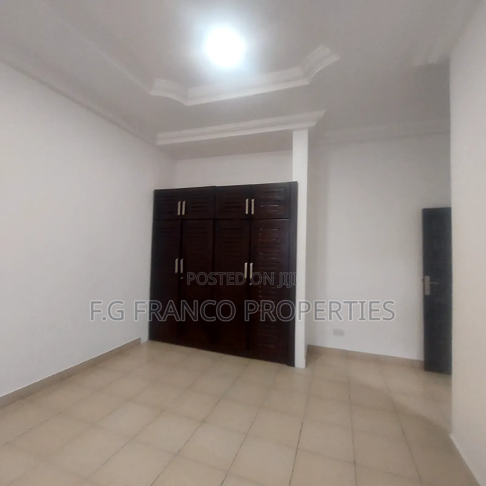 4bdrm House in Kg Franco Properties, Airport Residential Area for rent