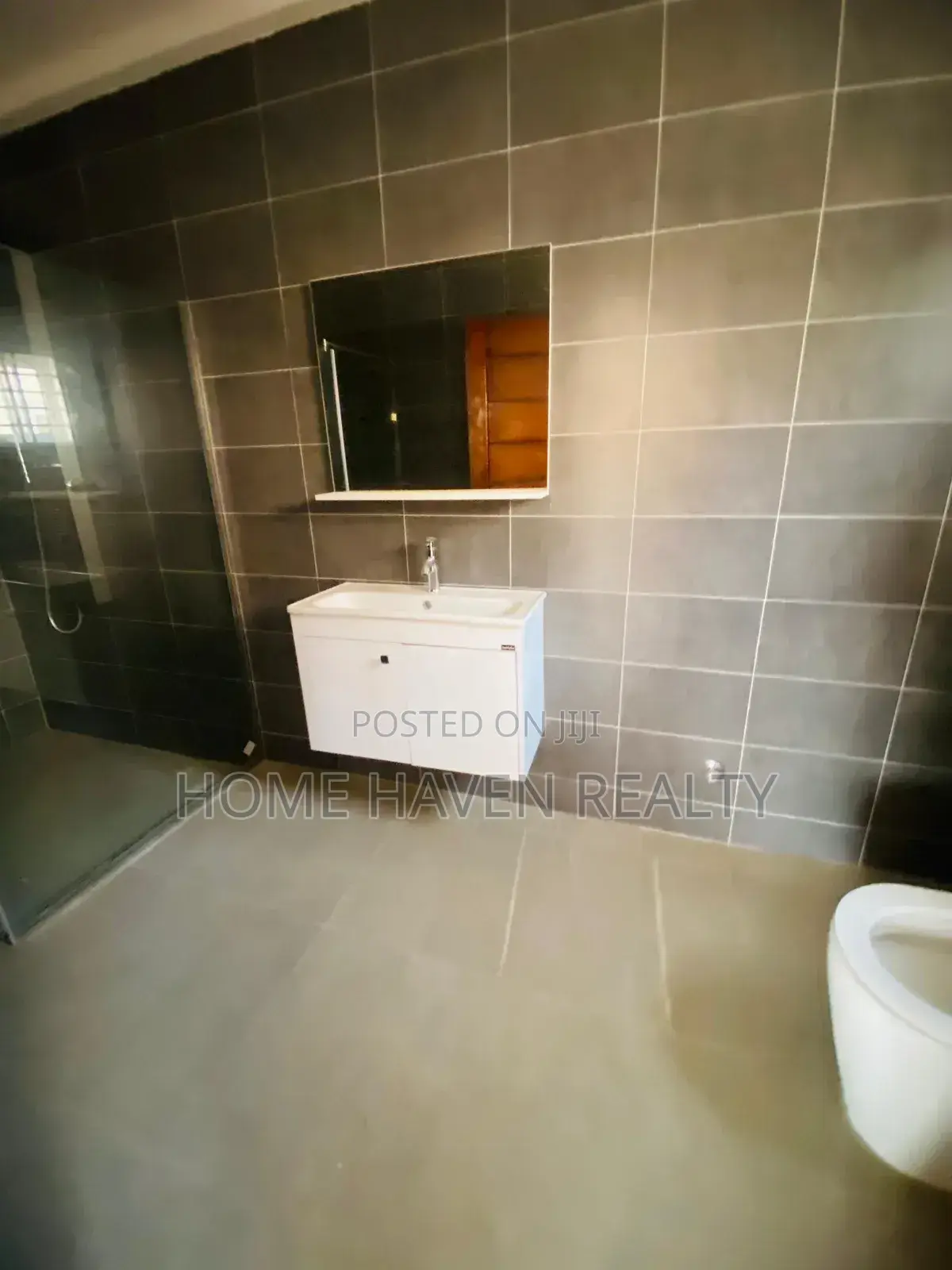 3bdrm House in Achimota for rent