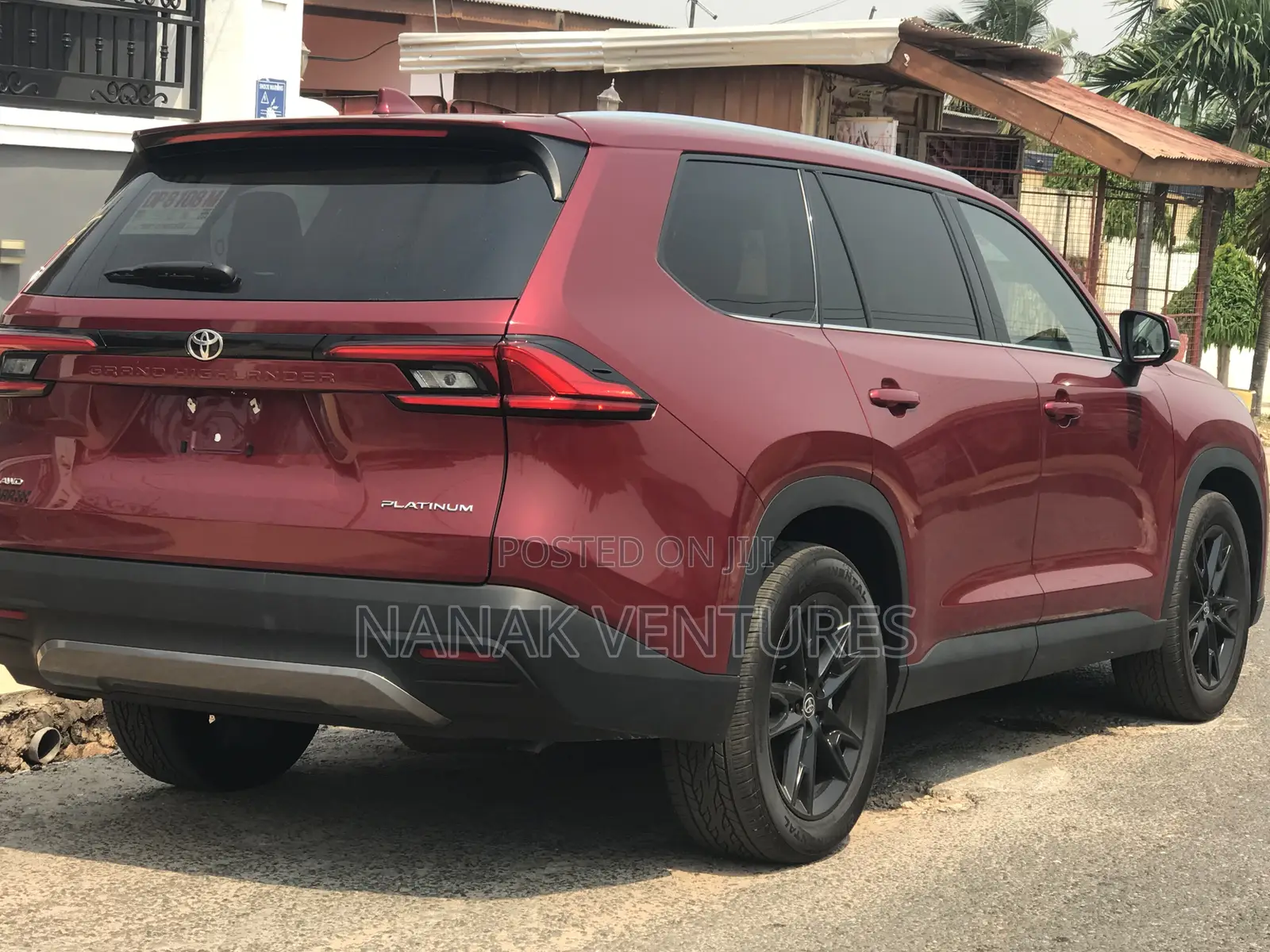 New Toyota Highlander Platinum AWD 2024 Red
