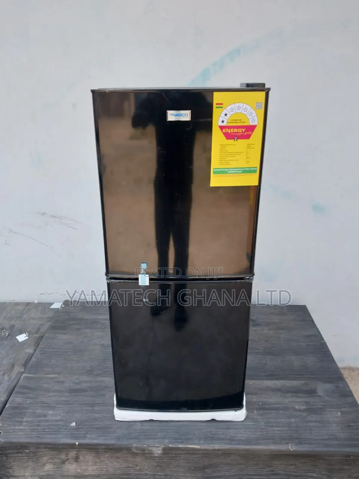 Nasco 106 Litre Black Fridge With Bottom Freezer