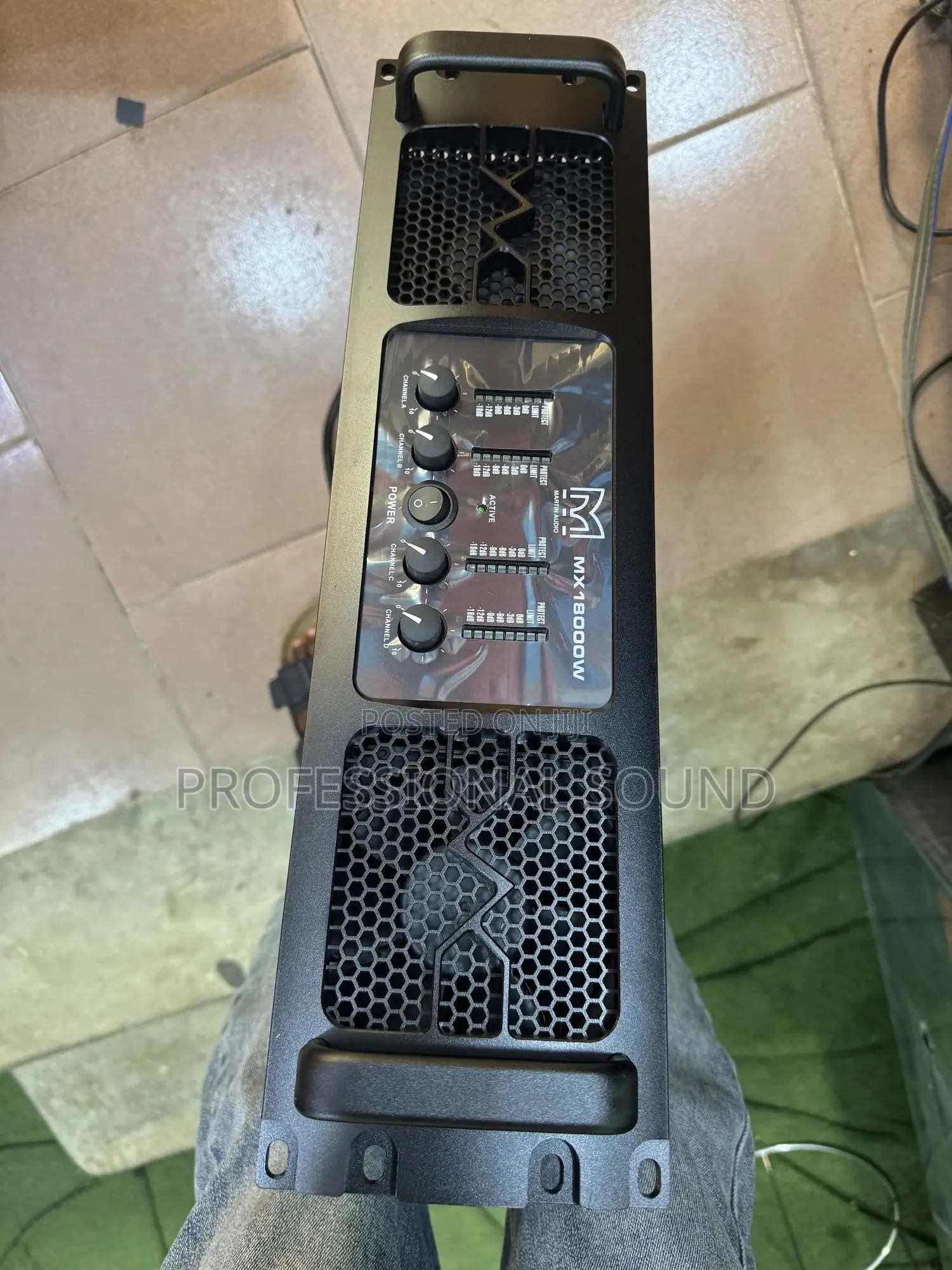 Martin Audio Mx18000watt Power Amplifier.