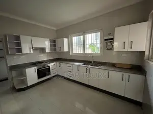 4bdrm House in Airport Residential Area for rent