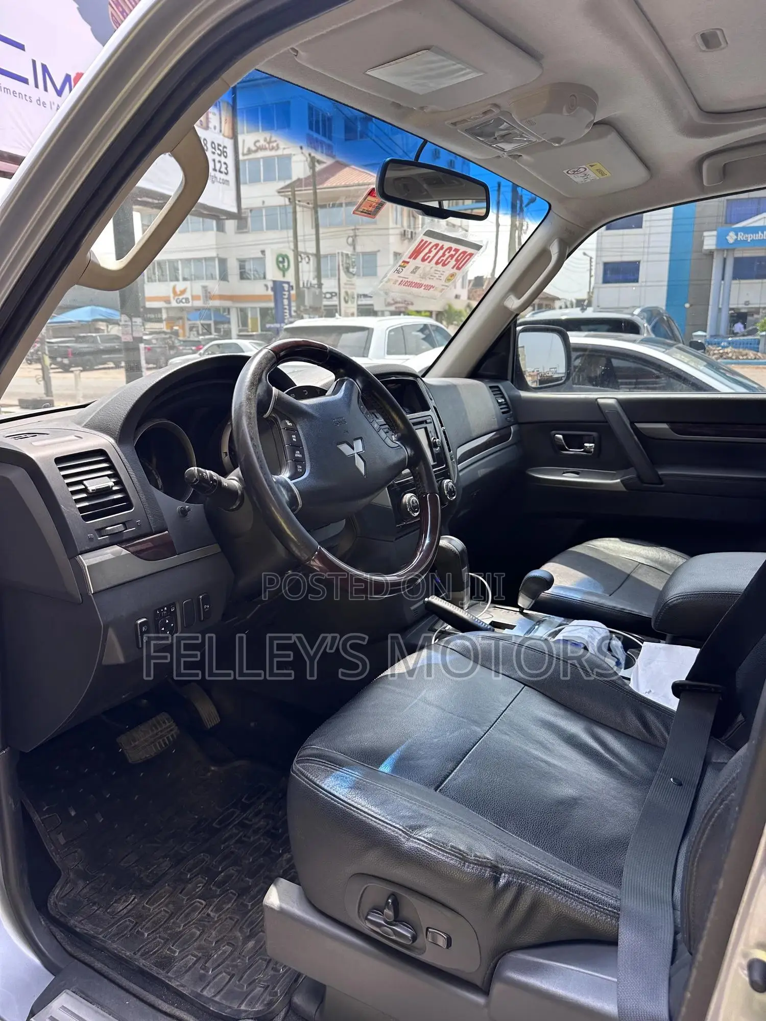 Mitsubishi Pajero V90 2.8 GLS/GLX 2017 Silver