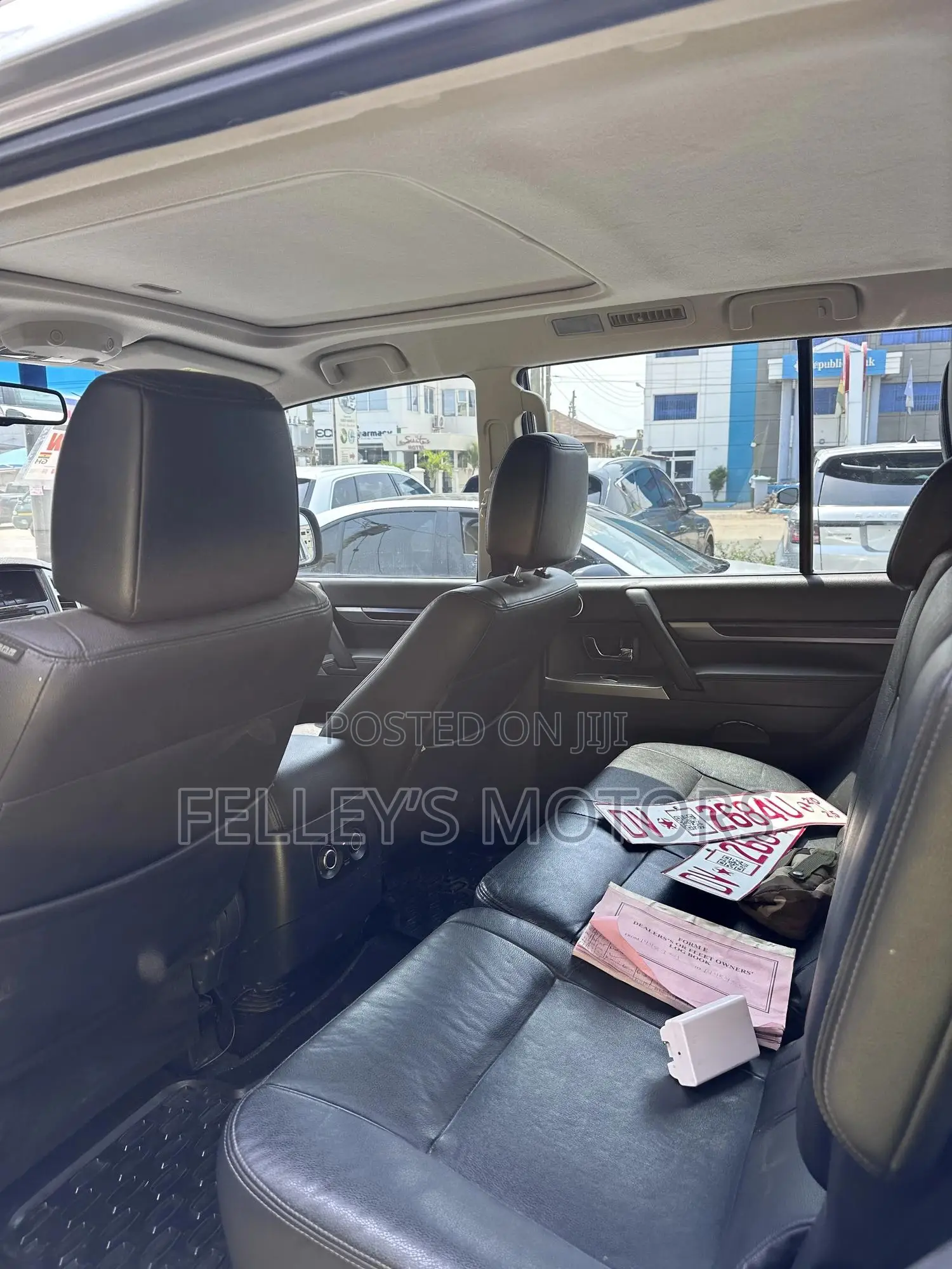 Mitsubishi Pajero V90 2.8 GLS/GLX 2017 Silver