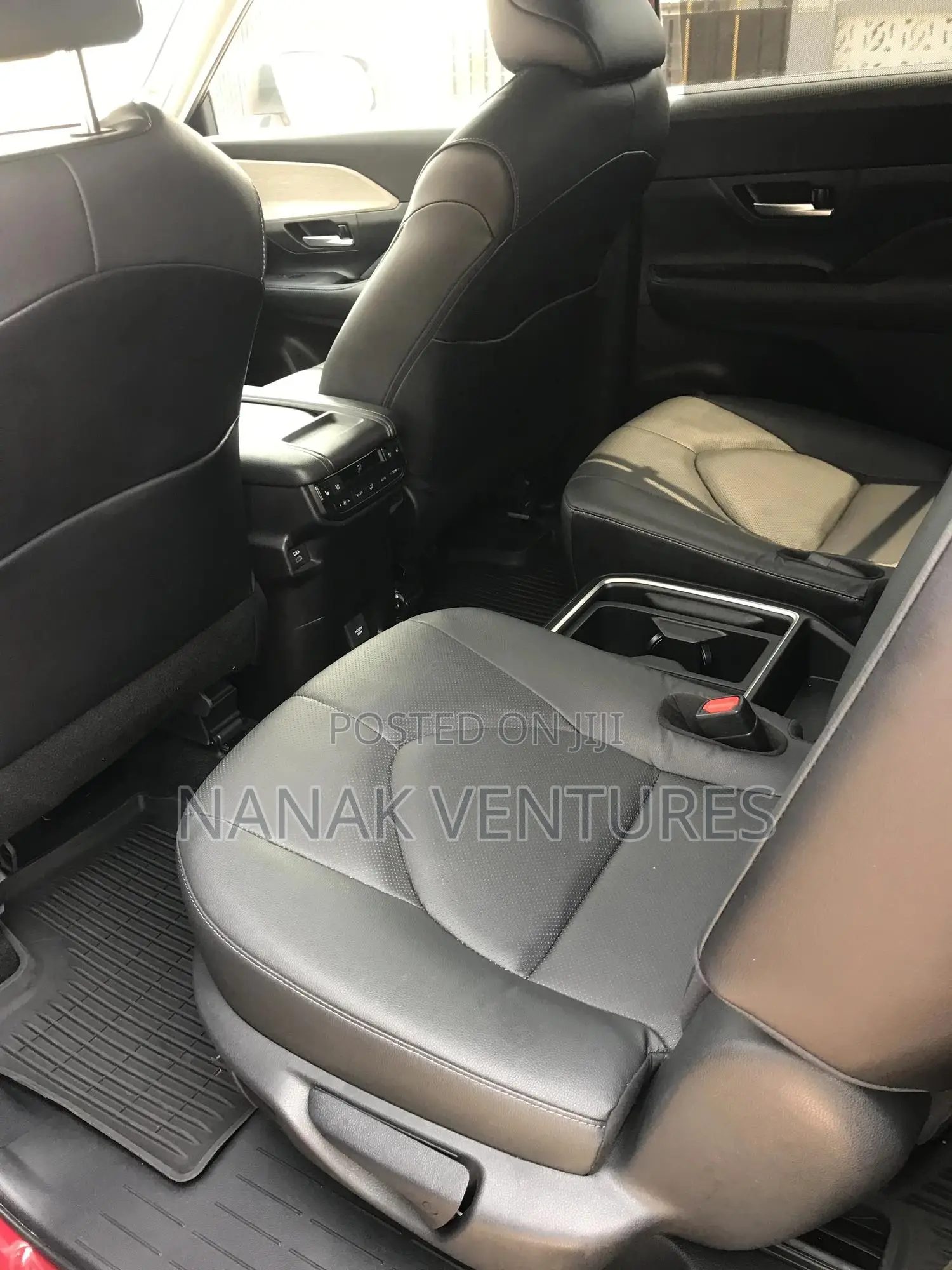 New Toyota Highlander Platinum AWD 2024 Red