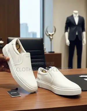 All White Boss Easy Wear