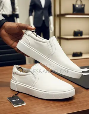 All White Boss Easy Wear