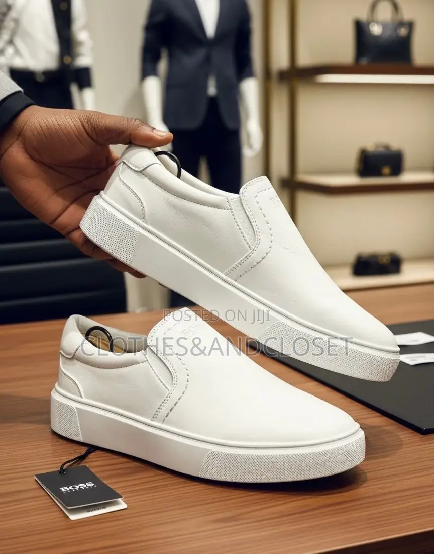 All White Boss Easy Wear