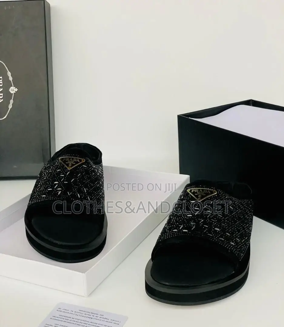 Quality Prada, Versace Naked Wolf Slippers