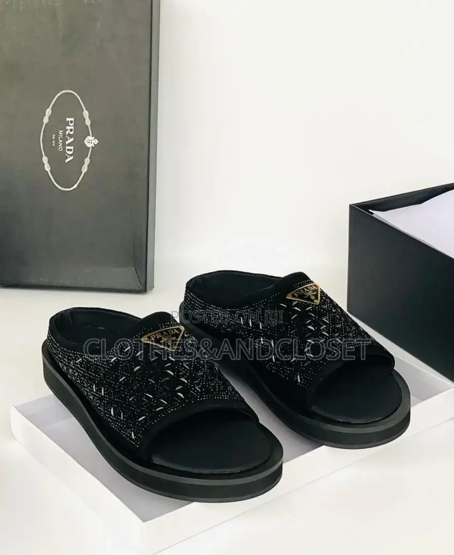 Quality Prada, Versace Naked Wolf Slippers