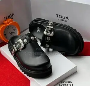 Quality Toga Virilis Slippers