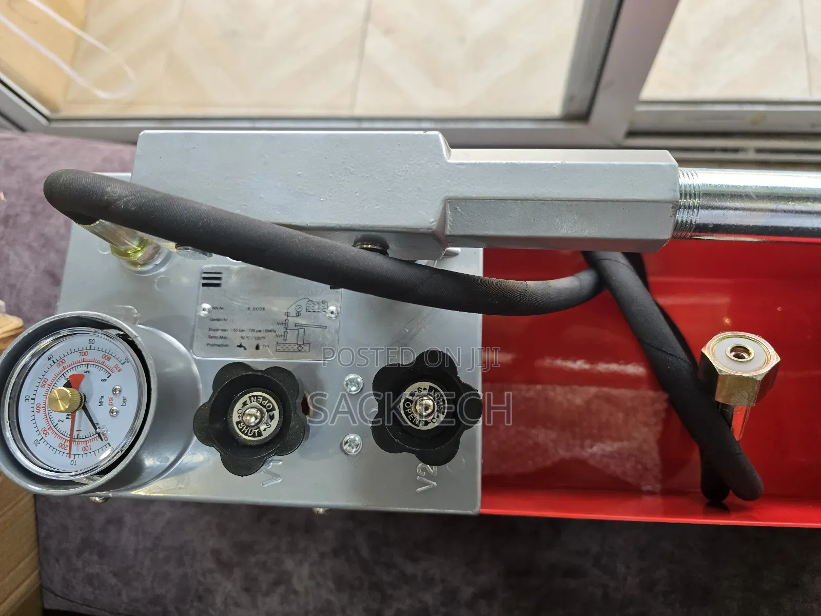 Pressure Hand Pump