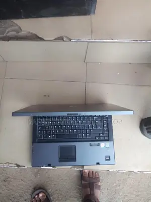 New Laptop HP Compaq 8440p 4GB Intel Core 2 Duo HDD 128GB