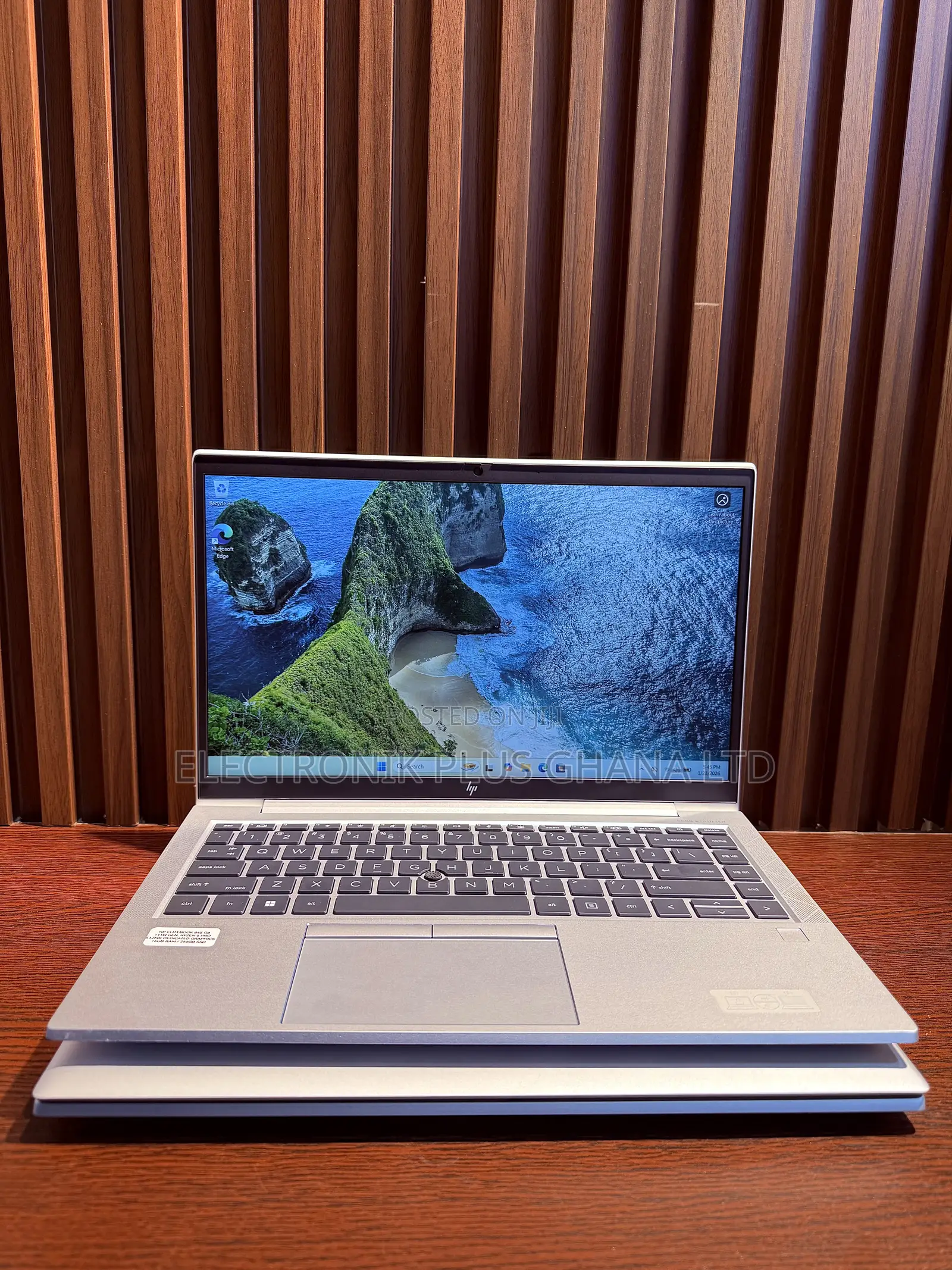 Laptop HP EliteBook 845 G8 16GB AMD Ryzen 5 SSD 256GB