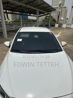 Hyundai Avante 2018 White