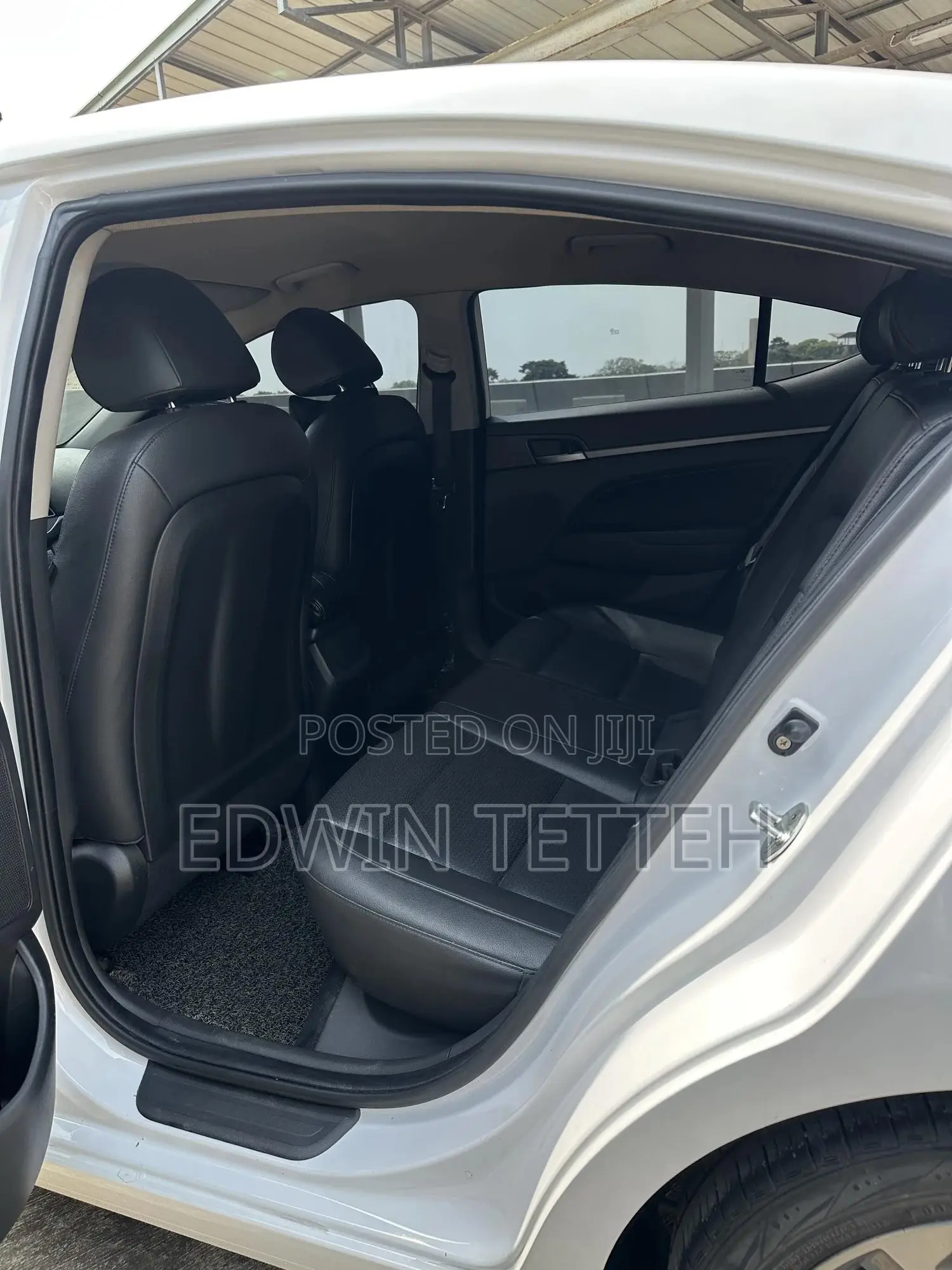Hyundai Avante 2018 White