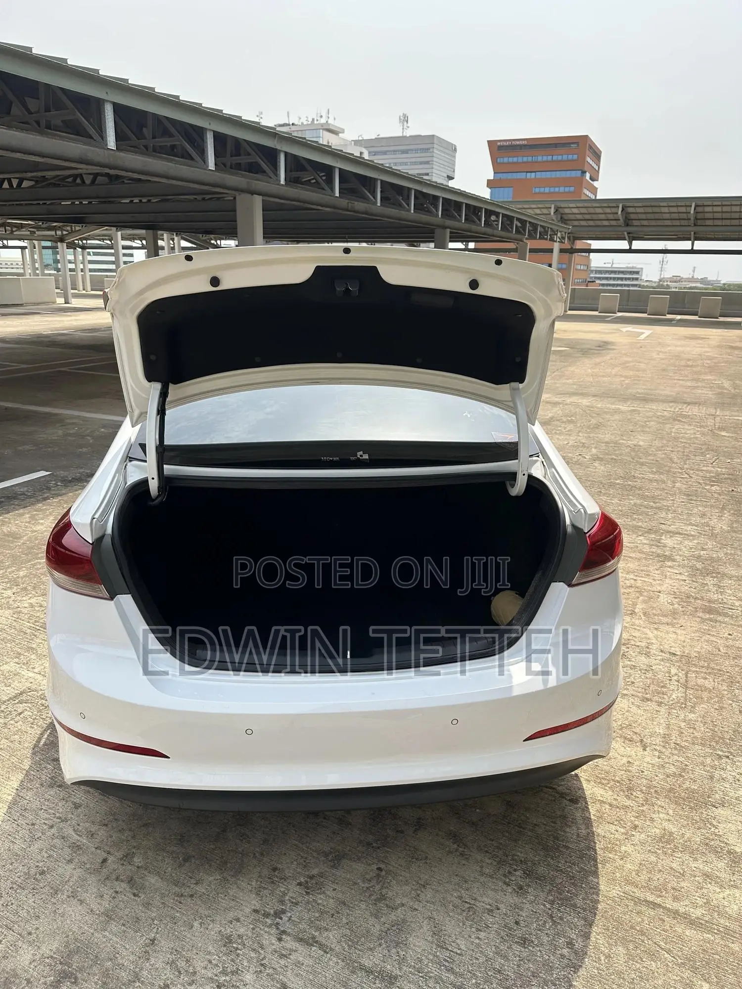 Hyundai Avante 2018 White