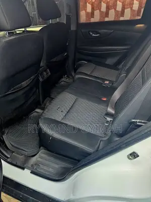 Nissan Rogue SV AWD 2017 White