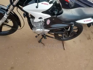 Yamaha YBR 2025 Black