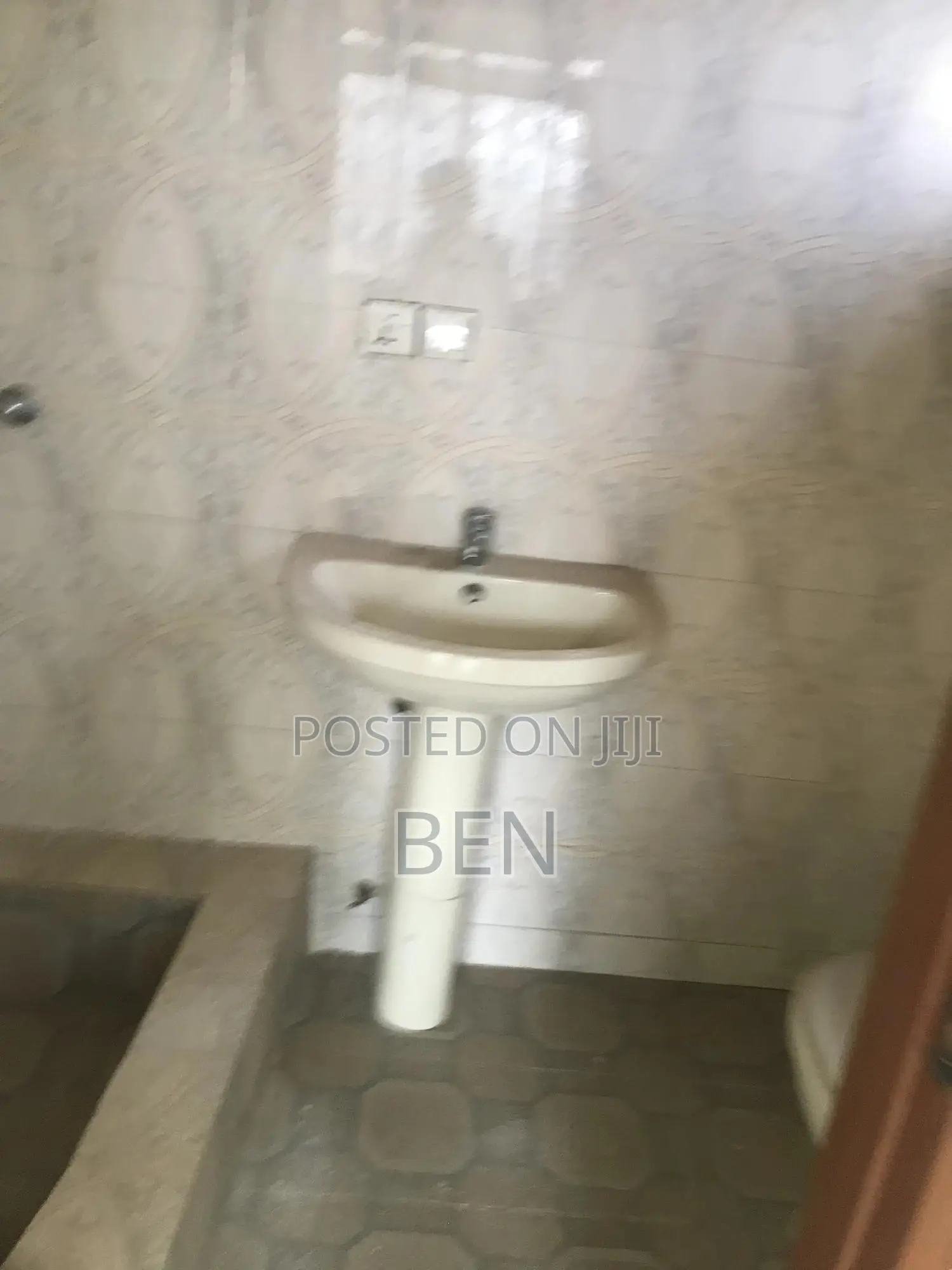2bdrm Apartment in Dzorwulu for rent