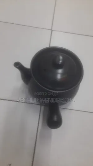Porcelain Pot