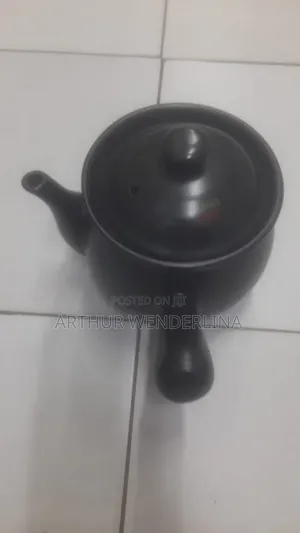 Porcelain Pot