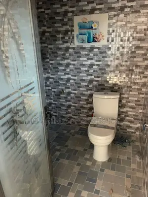 2bdrm Duplex in Hometrust Properties, Ablekuma for rent