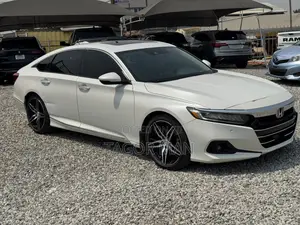 Honda Accord Touring 2.0T 2021 White