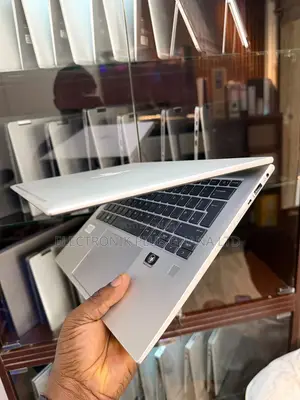 Laptop HP EliteBook 840 G9 16GB AMD Ryzen 5 SSD 512GB