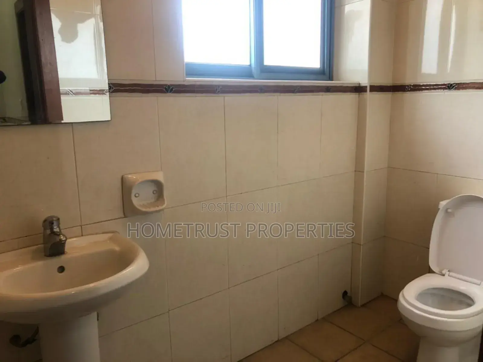 Furnished 3bdrm Apartment in Hometrust, Abelemkpe for rent