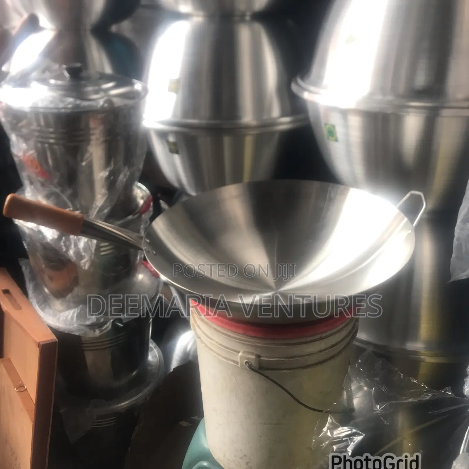Brand New Foreign Made 43cm Frying Pan ( Indomie Pan) For Sale