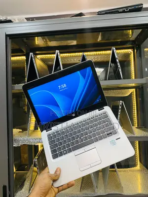 Laptop HP EliteBook 820 G4 8GB Intel Core I7 SSD 256GB