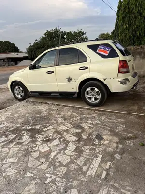 Kia Sorento 2008 White