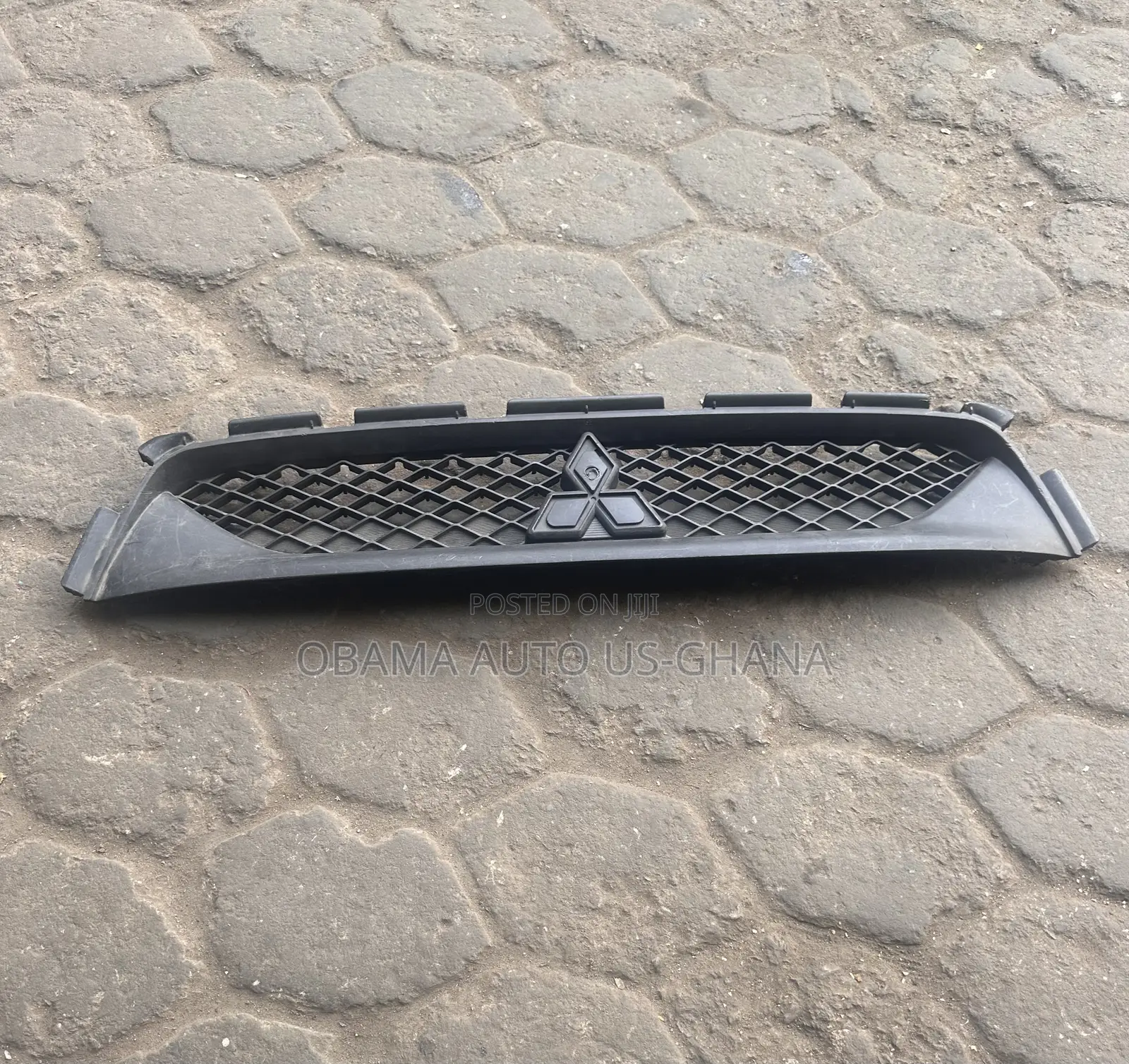 Mitsubishi Outlander 2010 2011 2012 Grill Grille / Shells