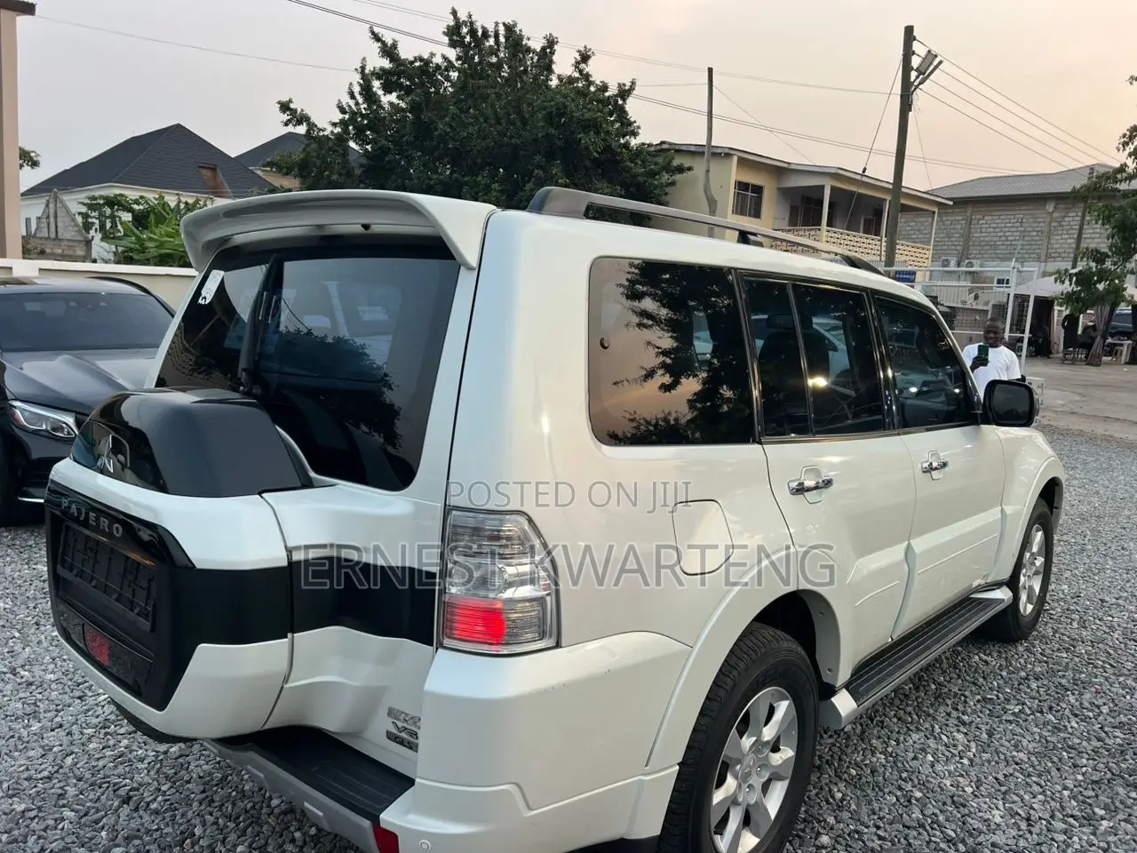 Mitsubishi Pajero 2017 White