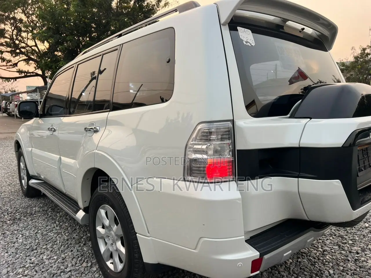 Mitsubishi Pajero 2017 White